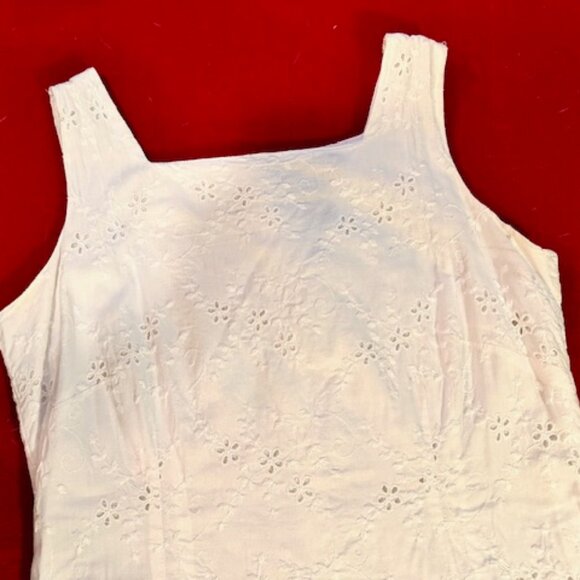 Charter Club White Eyelet dress - Size 10 - Picture 4 of 13